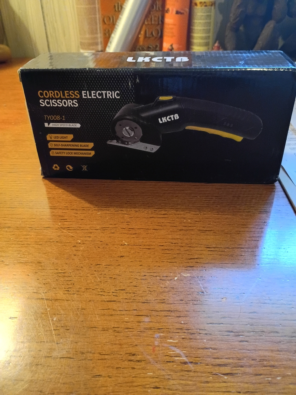 Brand New W/O Tag LKCTB Cordless Electric Scissors in Black and Yellow